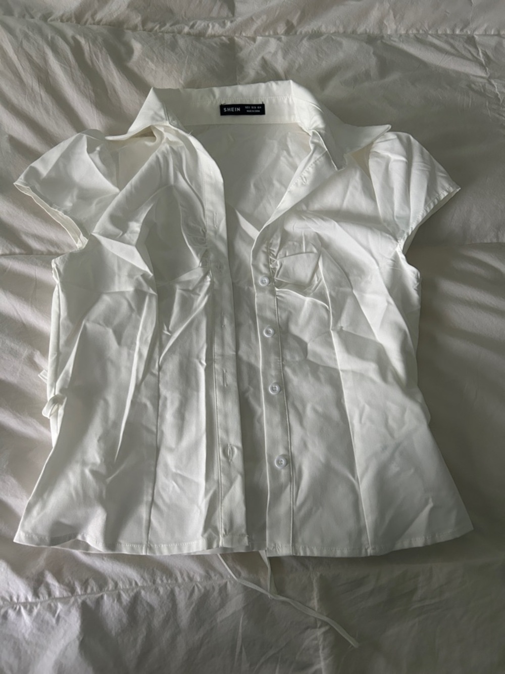 SHEIN White Short-Sleeve Tie-Back Shirt